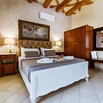 Bozzali Deluxe 3* Chania (Crete)