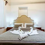 Bozzali Deluxe Chania (Crete)
