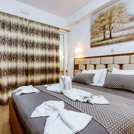 Bozzali Deluxe 4* Chania (Crete)