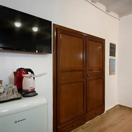 Bozzali Guest house