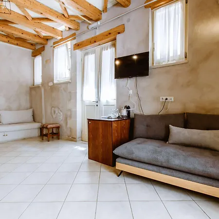 Bozzali Guest house Chania (Crete)