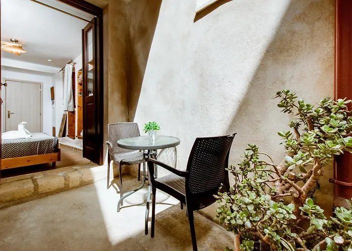 Bozzali Deluxe Chania (Crete)