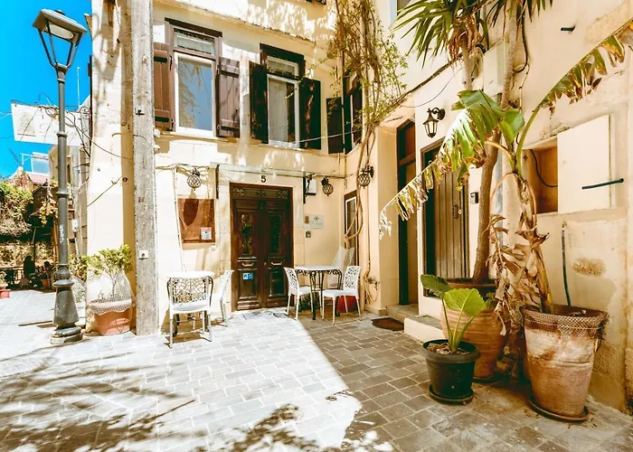 Bozzali Guest house 4*