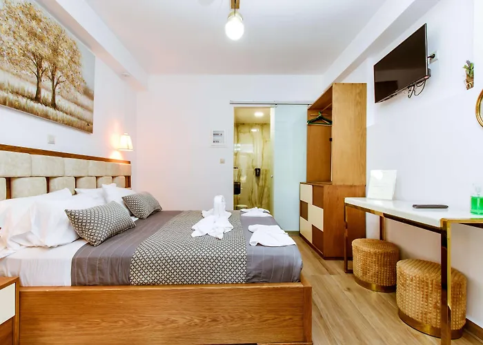 Bozzali Deluxe 4* Chania (Crete)