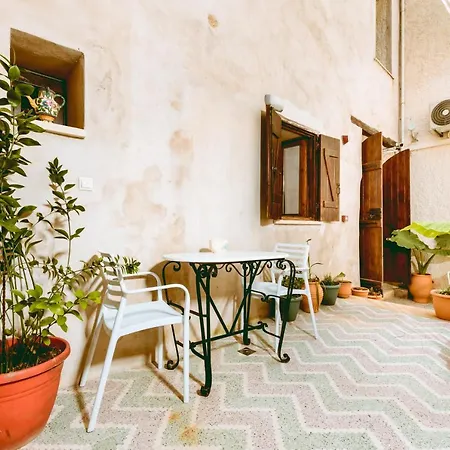 招待所 Bozzali Deluxe 4*