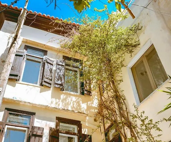 Bozzali Deluxe ゲストハウス