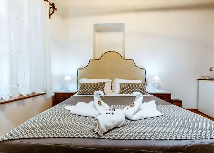 Bozzali Deluxe ハニア